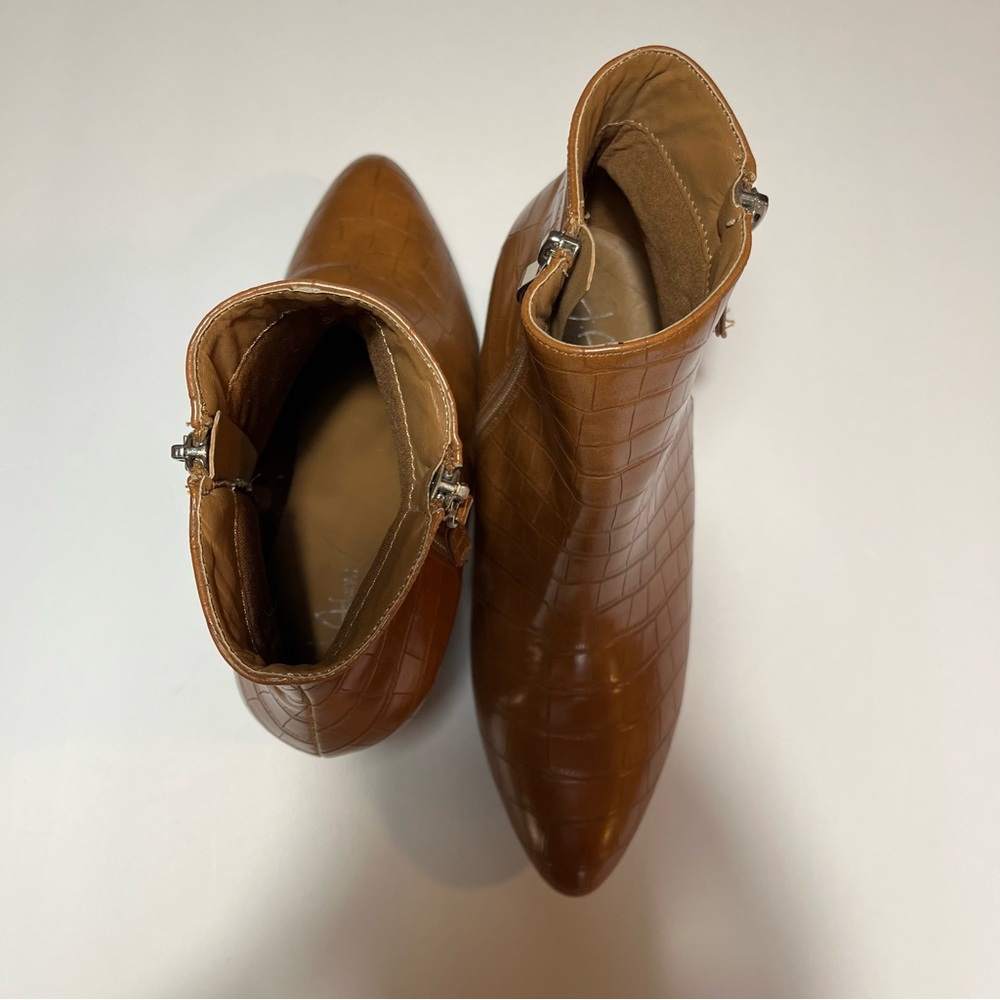 J. Adam’s Elegant Brown Crocodile Pattern Ankle Boots - Picture 3 of 5